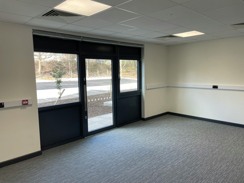 Property photo 3 of 8 Img_8132.Jpg