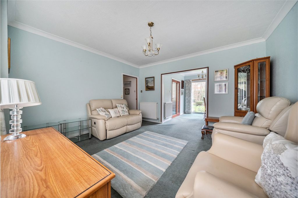 Property photo 2 of 24 Picture No. 08