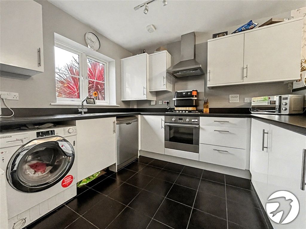 Property photo 2 of 11 Picture No. 07