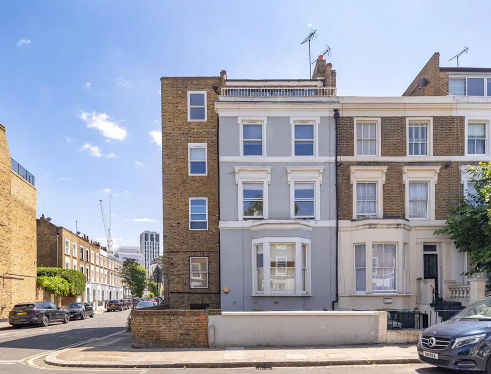 Property photo 2 of 12