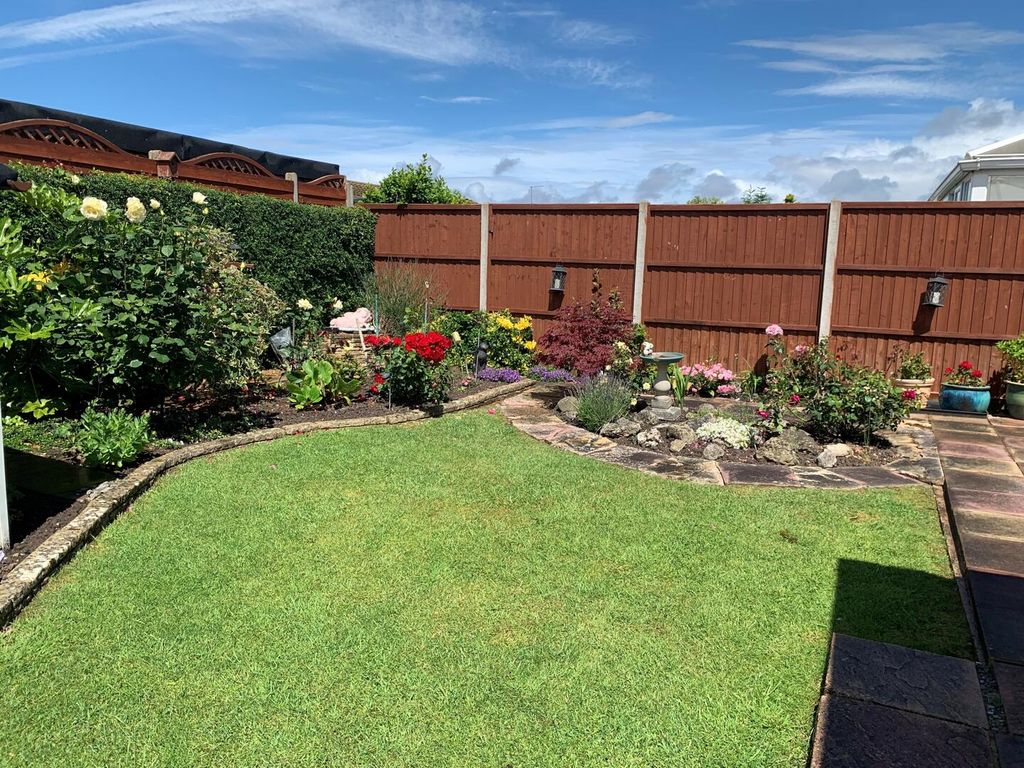 Property photo 2 of 32 Rear Garden