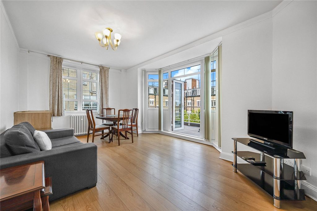 Property photo 3 of 7 Picture No. 21