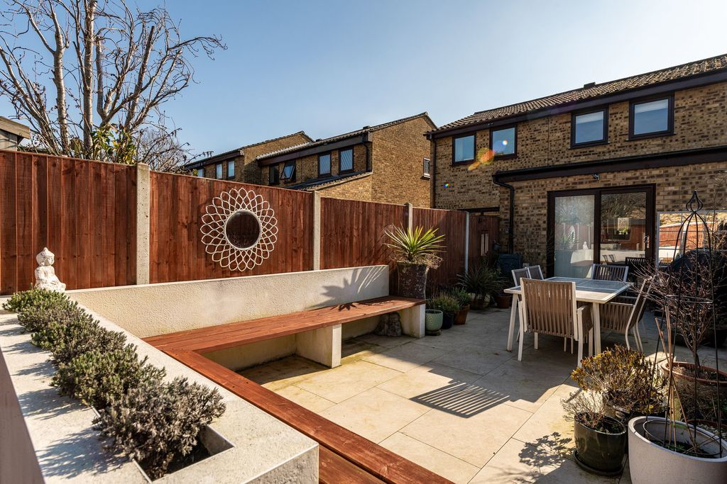 Property photo 3 of 10