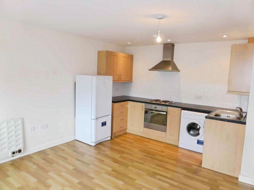 Property photo 2 of 7 Pbox-Img.Jpeg