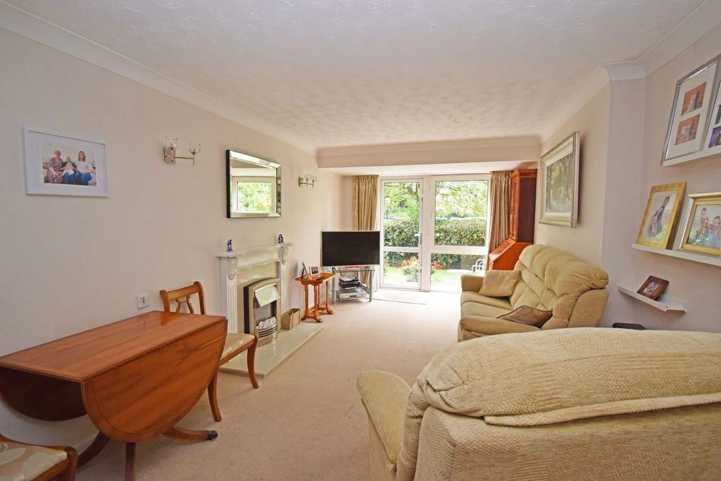 Property photo 3 of 10