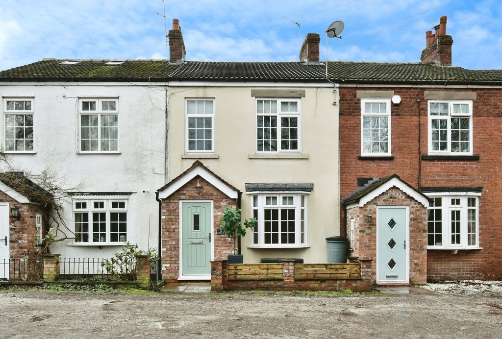 Property photo 1 of 11 Pbox-Img.Jpg