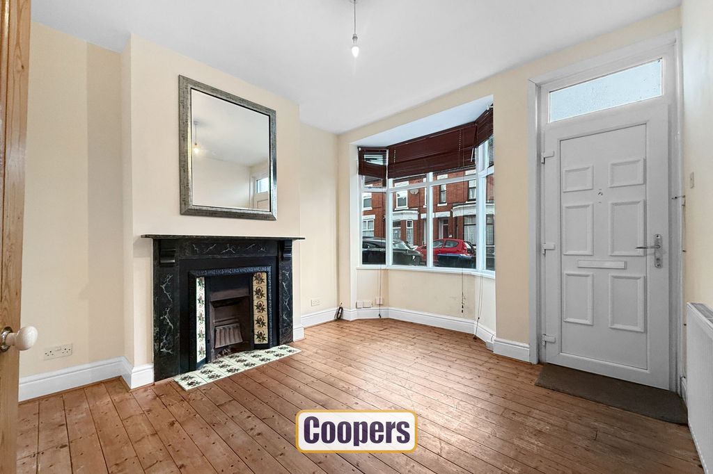 Property photo 3 of 10 Front Reception Room