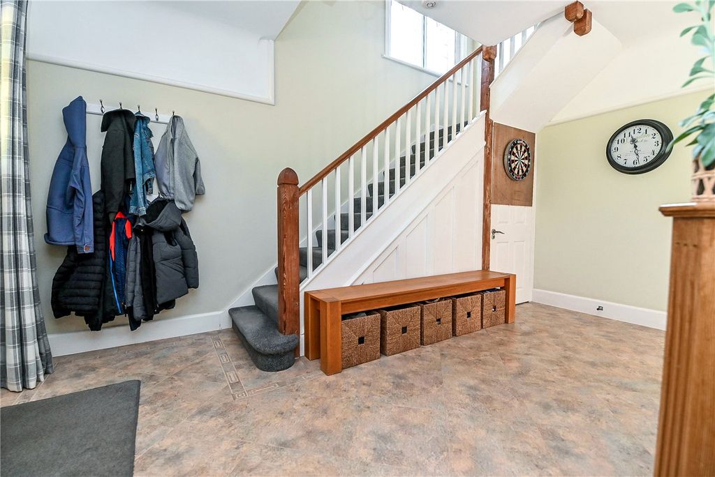 Property photo 3 of 21 Picture No. 03