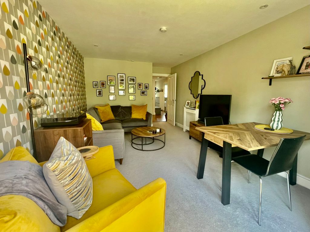Property photo 2 of 18 Img_2621