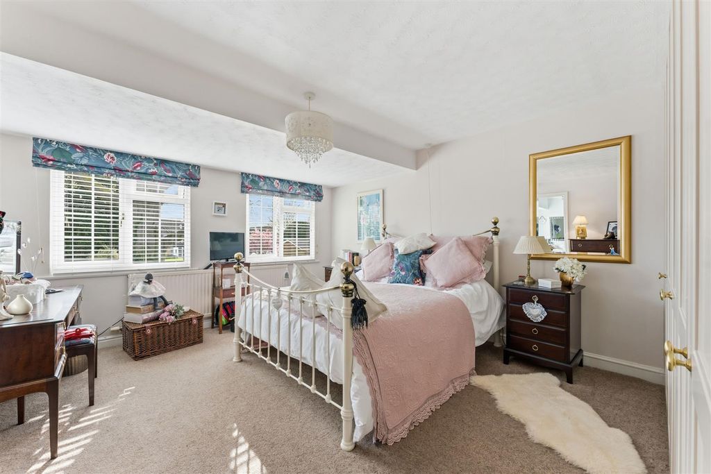 Property photo 2 of 34 Home_01.Jpg