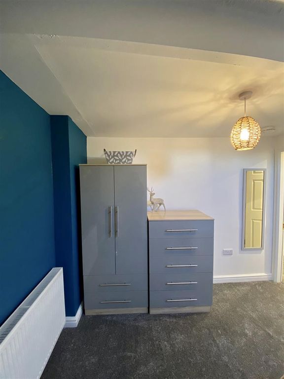 Property photo 3 of 12 Bedroom 5