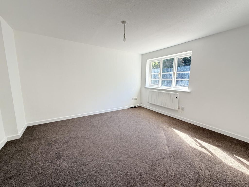 Property photo 3 of 8 Living Room