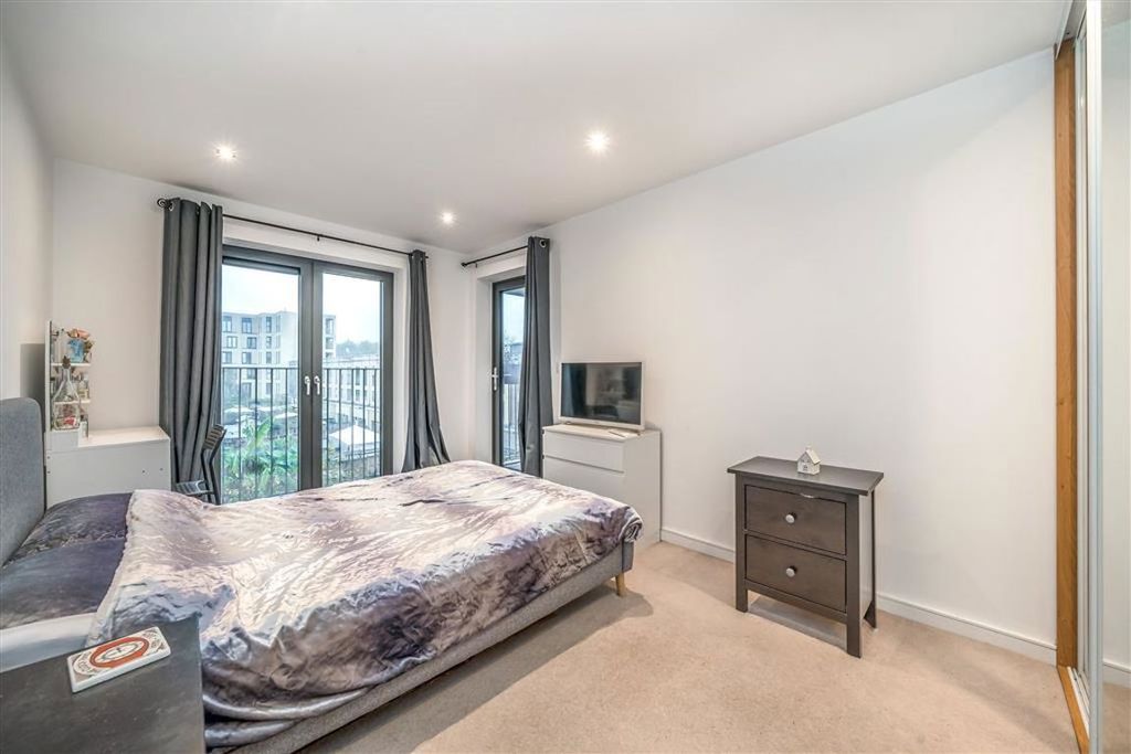 Property photo 3 of 8