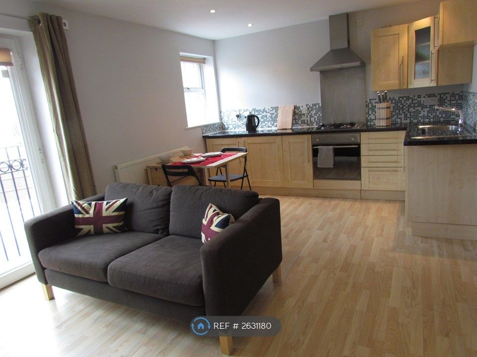 Property photo 1 of 3