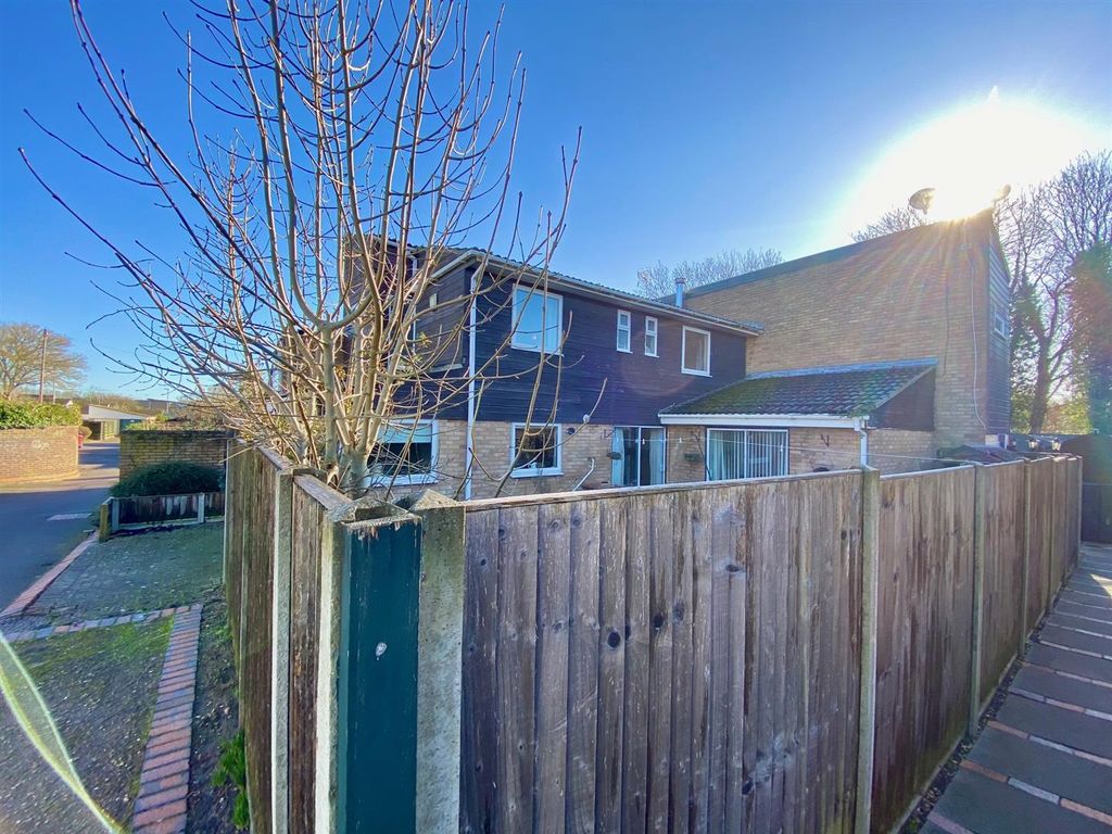 Property photo 3 of 4