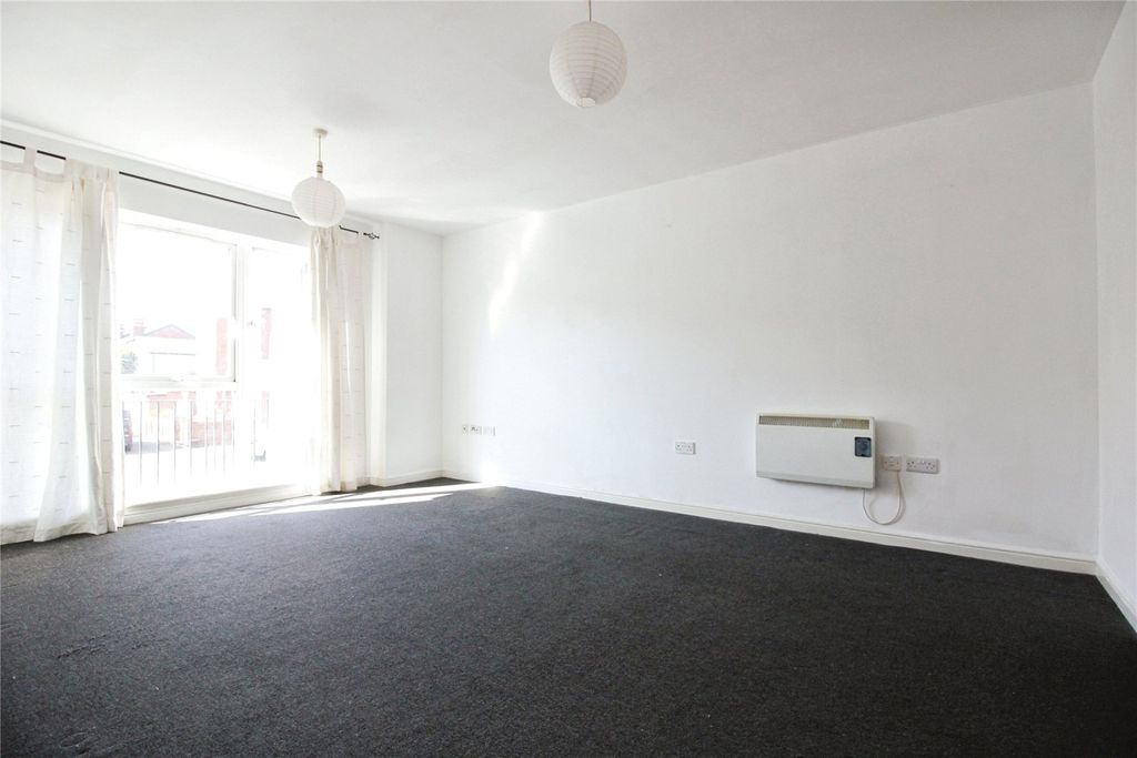 Property photo 3 of 6 Picture No. 06