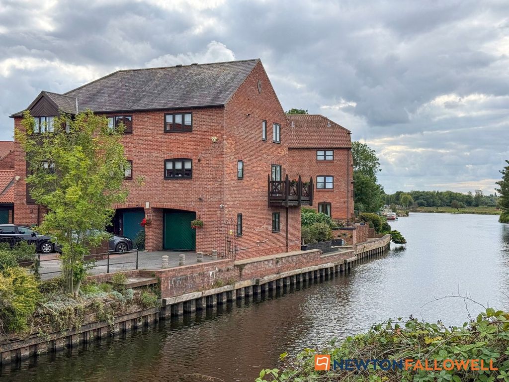 Property photo 2 of 24 Front Aspect & River Trent