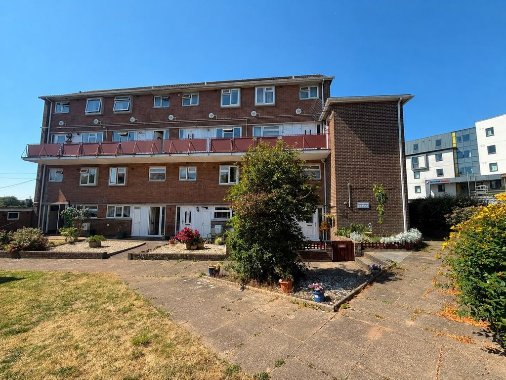 Property photo 1 of 5