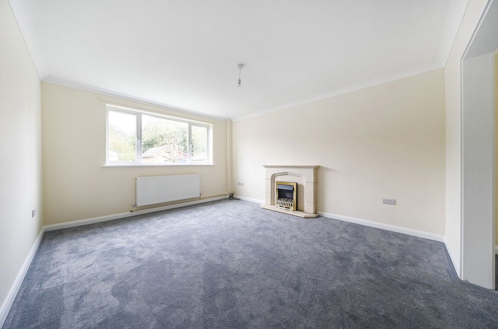 Property photo 3 of 12 Picture No. 14