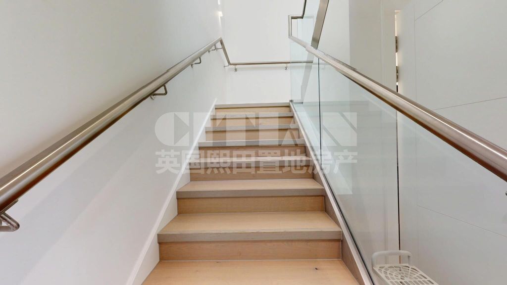 Property photo 3 of 22