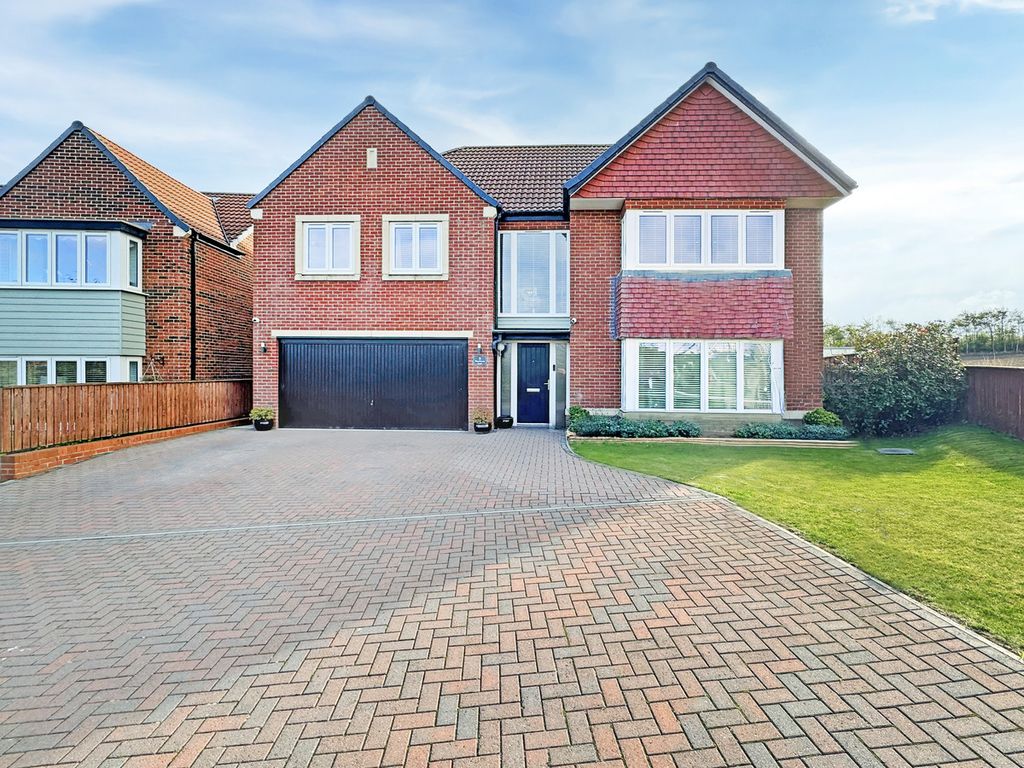 Property photo 1 of 44