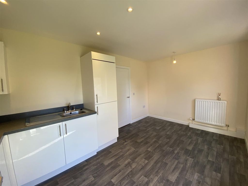 Property photo 3 of 17 3.Jpg