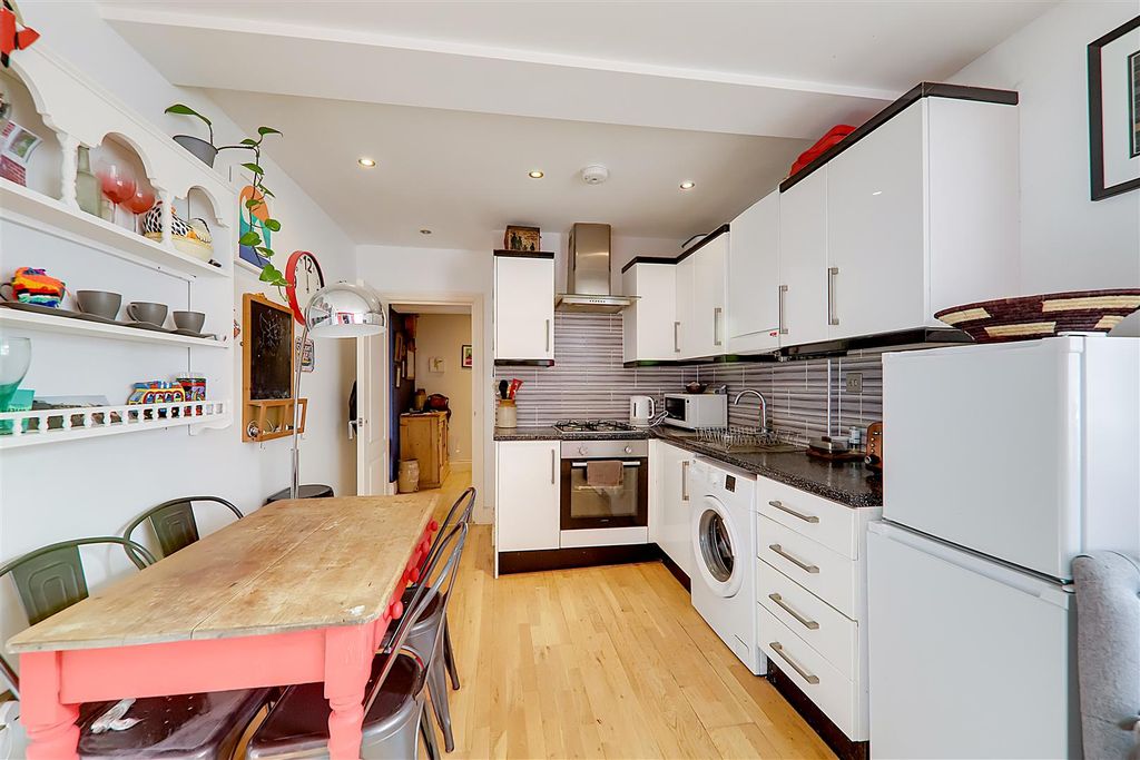 Property photo 3 of 9 Img_4177-Img_4179.Jpg