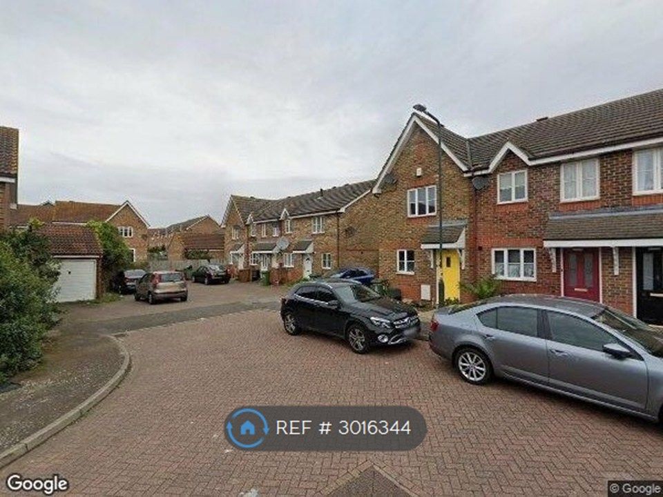 Property photo 2 of 12