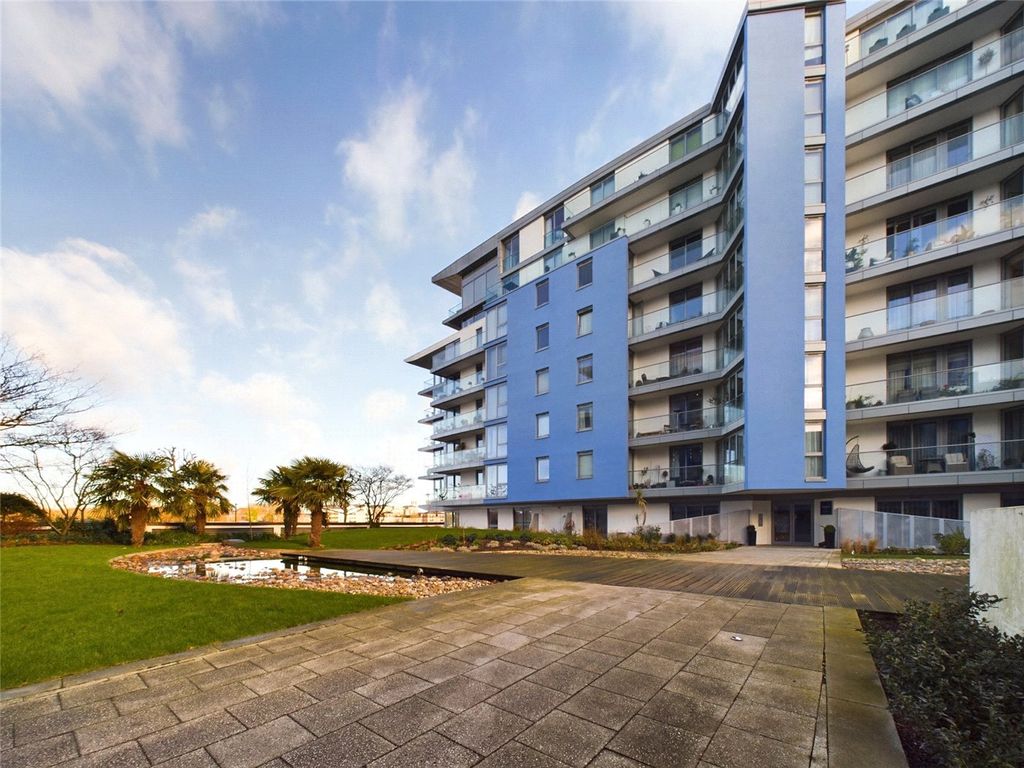 Property photo 2 of 10 Picture No. 12