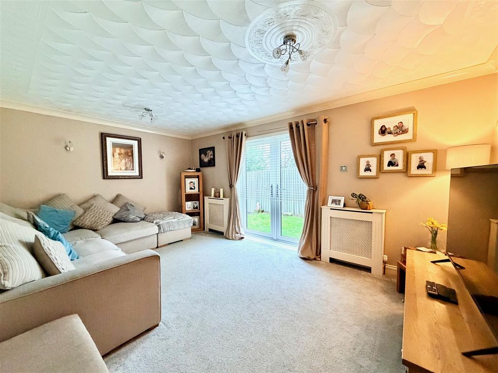 Property photo 2 of 17 Img_2602.Jpeg