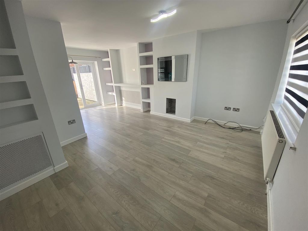 Property photo 2 of 13 Img_8549.Jpeg