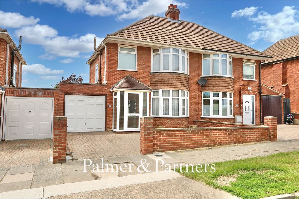 Property photo 1 of 23 Picture No. 01
