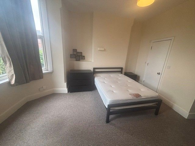 Property photo 2 of 15 Image