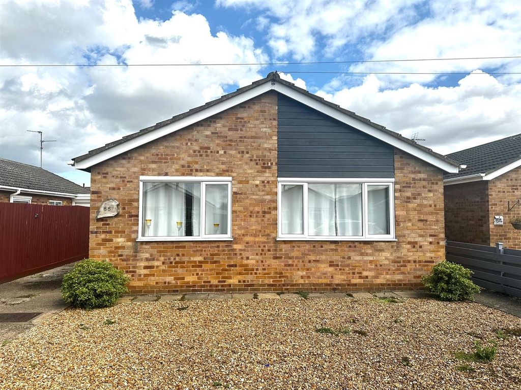 Property photo 1 of 7 Front
