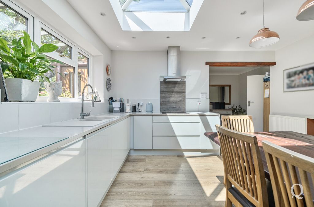 Property photo 2 of 26 6d978B9d-cc53-4c5...