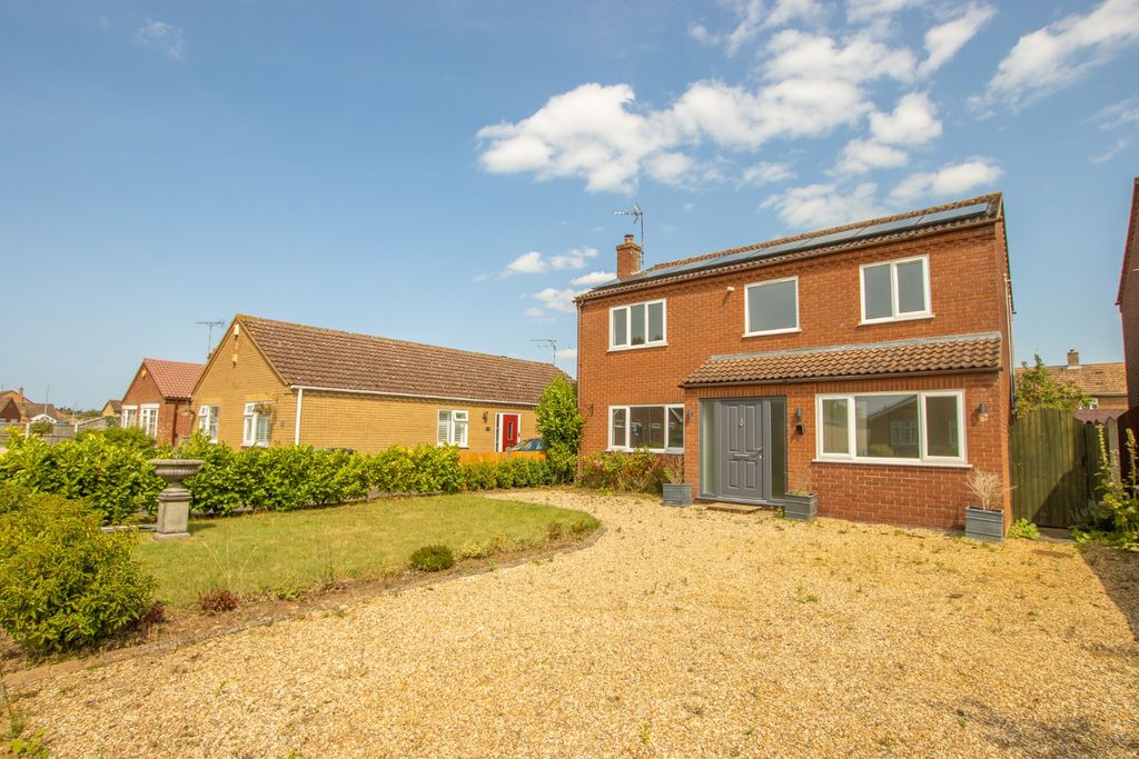Property photo 1 of 26 4426122