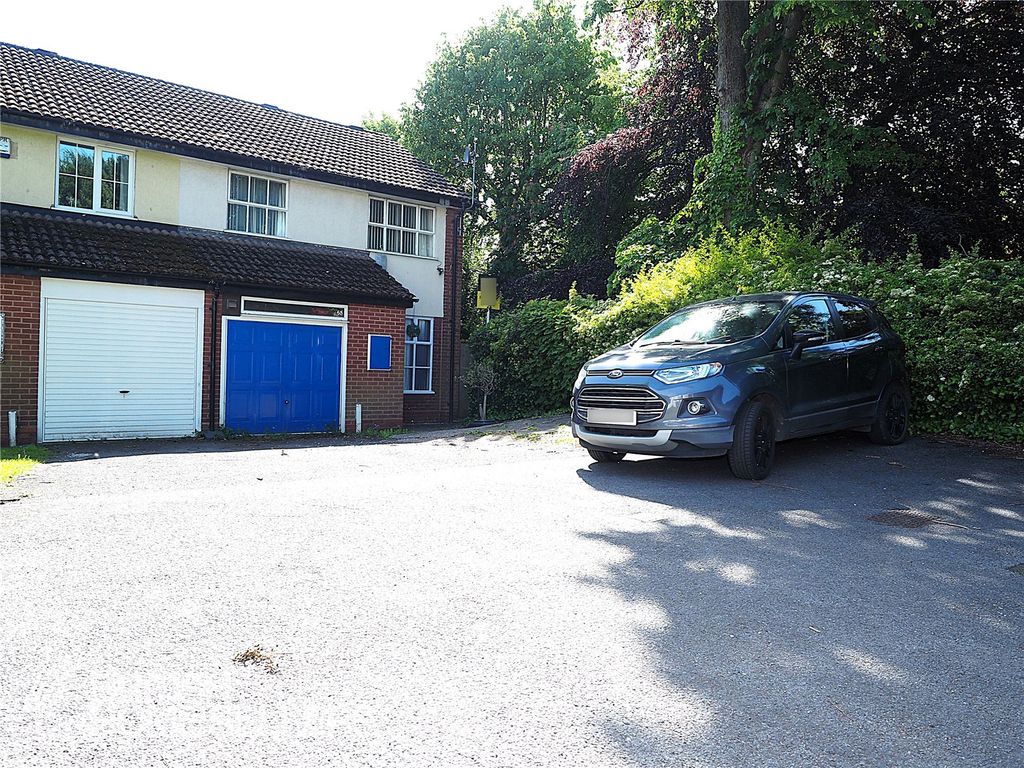 Property photo 1 of 18 Picture No. 30