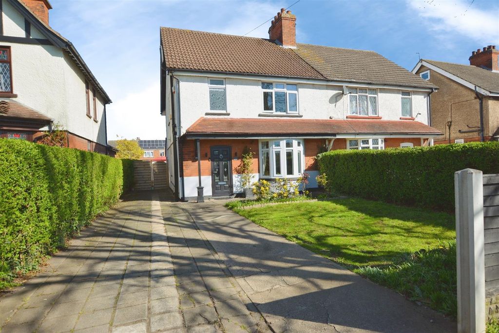 Property photo 1 of 30 Front