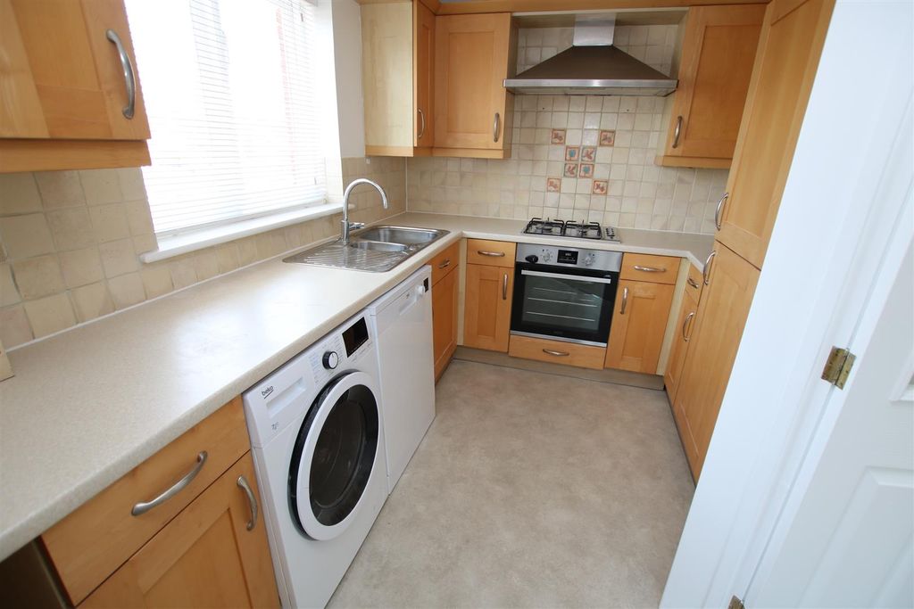 Property photo 2 of 12 Kitchen.Jpg