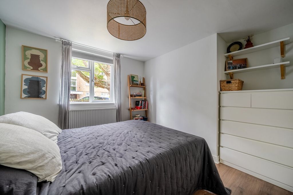 Property photo 2 of 14 4-6A6B4054Bd035-1...