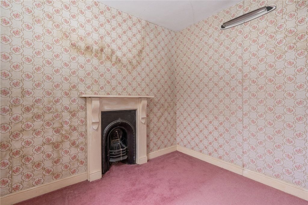 Property photo 3 of 16 Picture No. 01