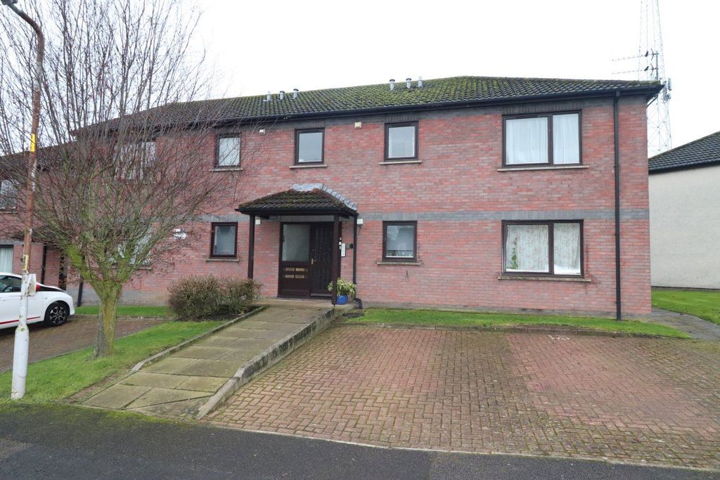 Property photo 1 of 8