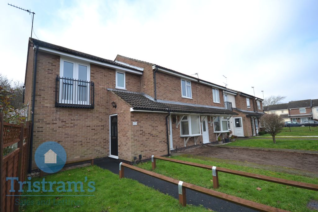 Property photo 1 of 12