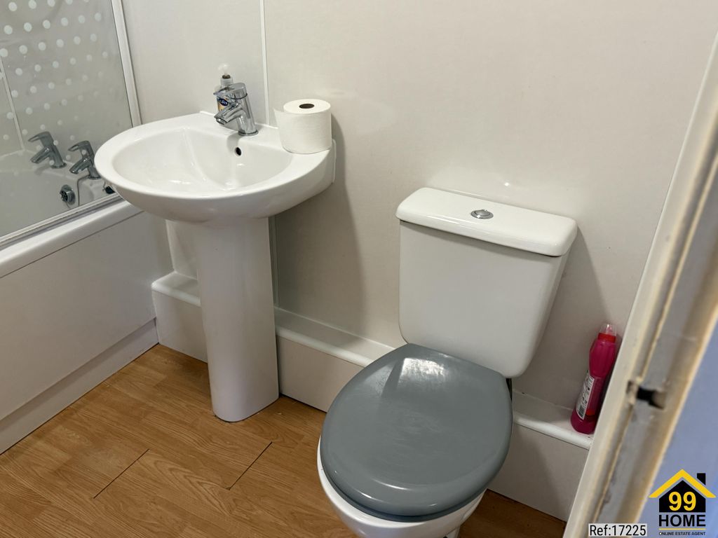 Property photo 3 of 19 Photo 2