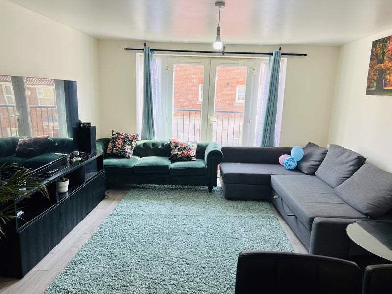 Property photo 1 of 9