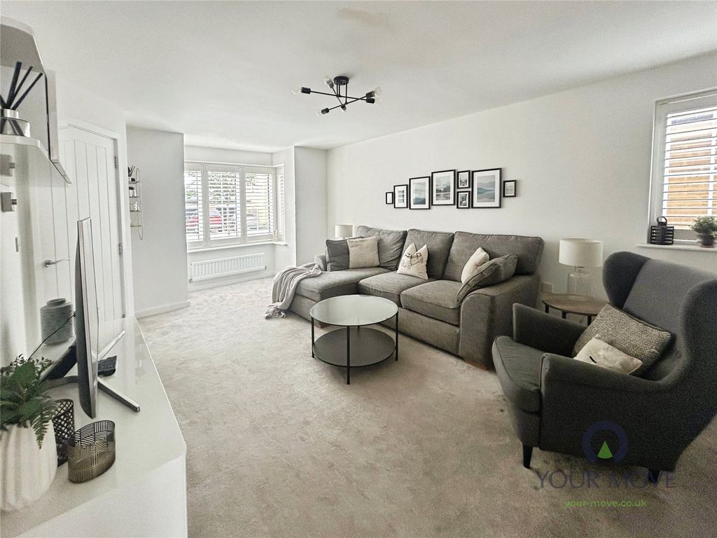 Property photo 3 of 16 Picture No. 11