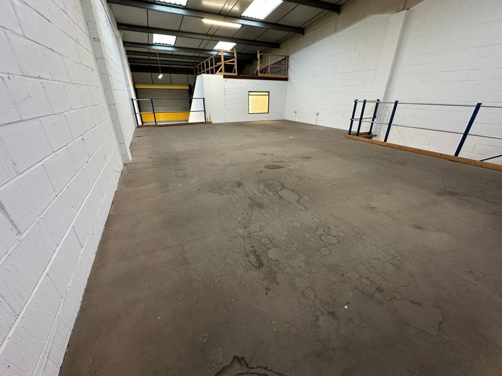 Property photo 3 of 10 Photo 2