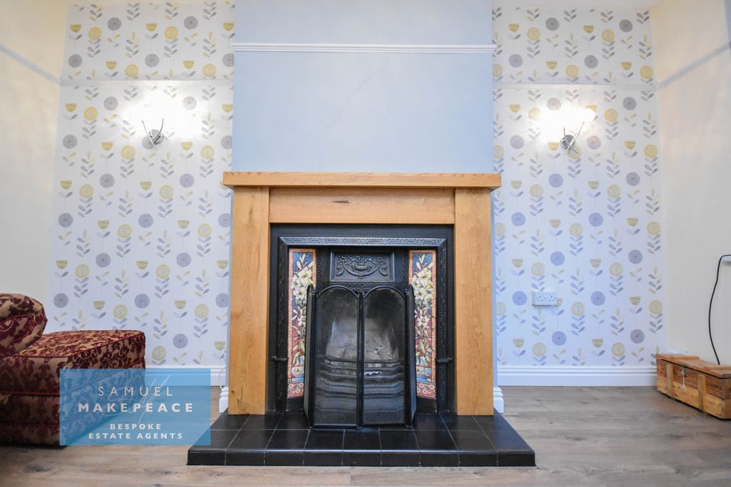 Property photo 3 of 23 Gallery