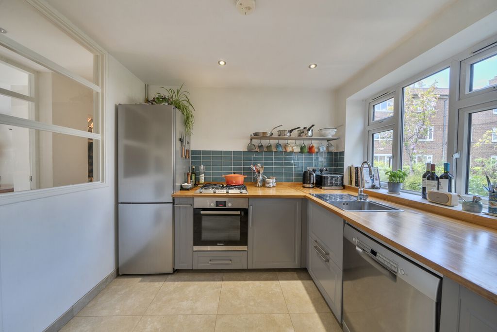 Property photo 2 of 19 1446007-16-69E89E...