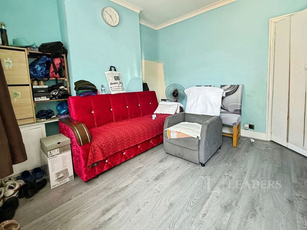 Property photo 2 of 5 Pbox-Img.Jpg